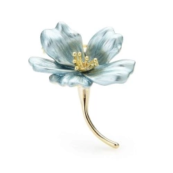 Брошка витончена квітка блакитна