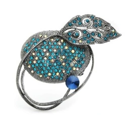 Брошь абстракция с листком