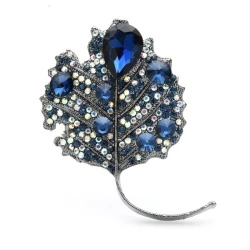 Брошь кристальный листок