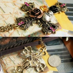 Кулон Крест и череп бронзового цвета с цепочкой