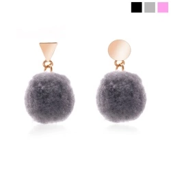 Сережки гвоздики Помпончик