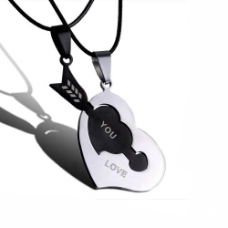 Парний кулон для закоханих із сталі Серце та стріла