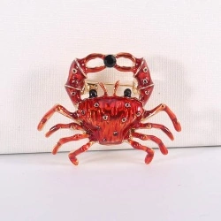 Брошь красный краб