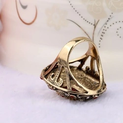 Кільце з камінням Ніхан