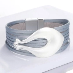 Жіночий браслет Петля