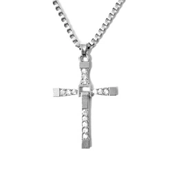 Крест Доминика Торетто с цепочкой