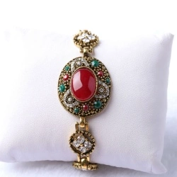 Браслет с камнями Валиде