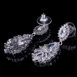 Вечірні сережки з камінням Elegant