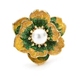 Брошь цветок обаяние