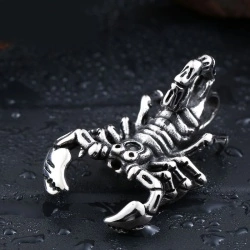 Кулон зі сталі Скорпіон