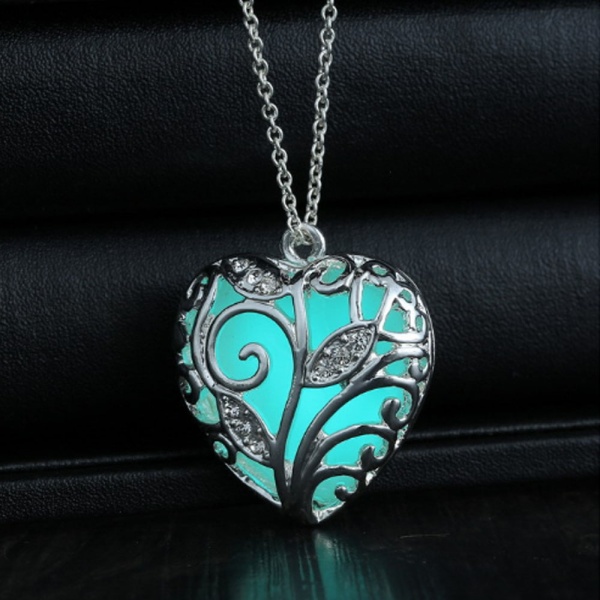 Кулон із ланцюжком Серце світиться у темряві люмінесцентне