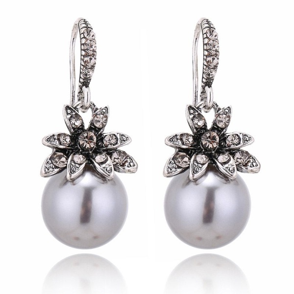 Серьги подвески Цветок с жемчужиной