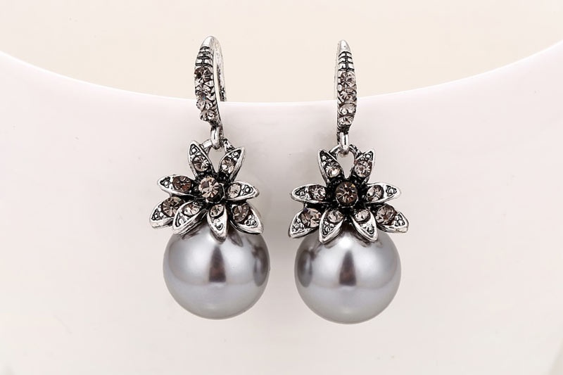 Серьги подвески Цветок с жемчужиной