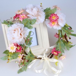 Венок на голову с цветами Королева