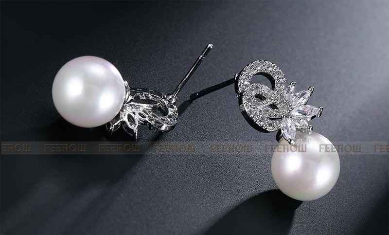 Сережки гвоздики з перлами Мерлі