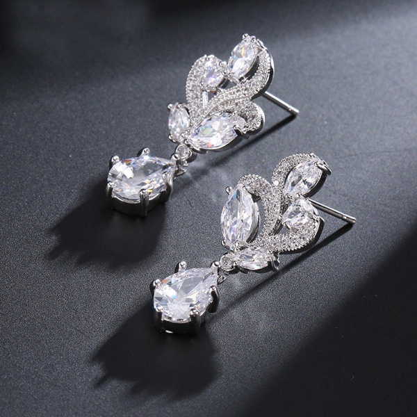 Сережки з камінням Франлін