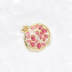 Преміум брошка Гранат lan-2809