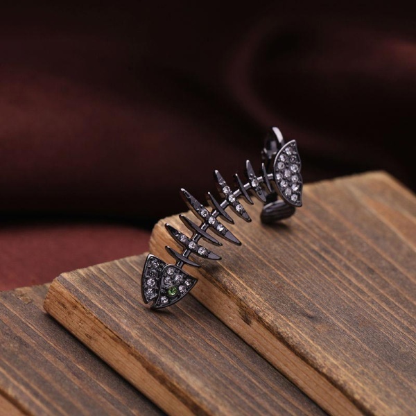 Кафф із проколом Риба