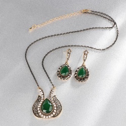 Набір прикрас Еже: кулон і сережки