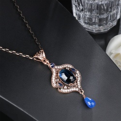 Набір прикрас Сенай: кулон і сережки