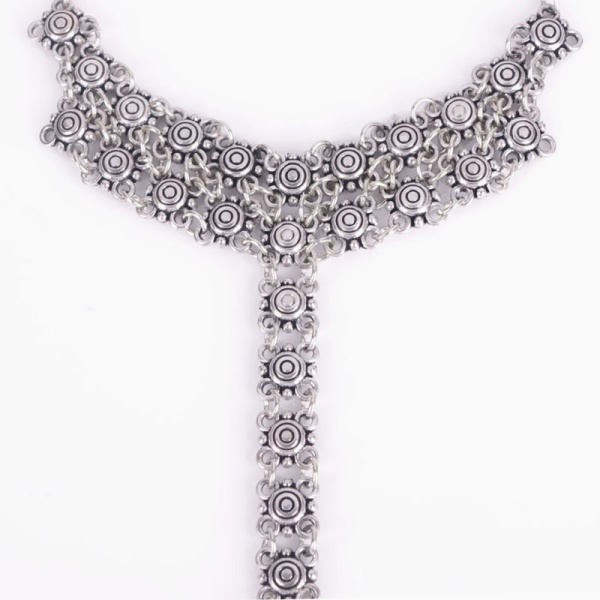 Браслет на ногу Цветок серебристого цвета