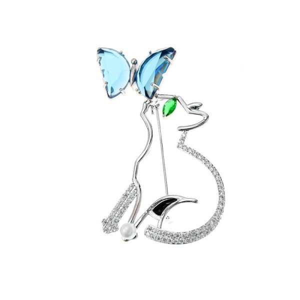 Брошь кошка с бабочкой