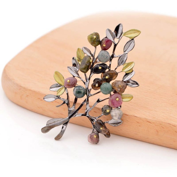 Брошь из натуральных камней Дерево