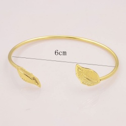 Металлический браслет Листья золотистого цвета