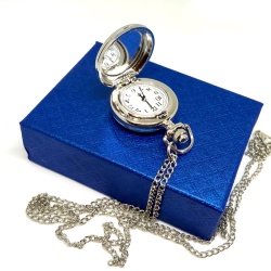 Часы кулон на цепочке Кот и рыбка