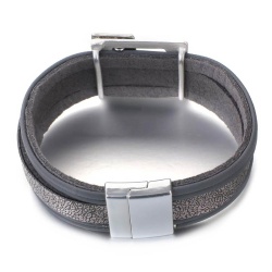 Женский кожаный браслет квадратный Шарм