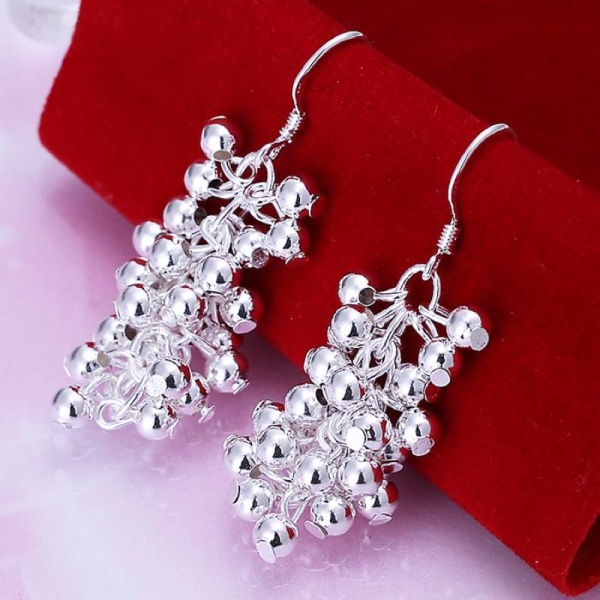 Довгі сережки Кульки посріблені