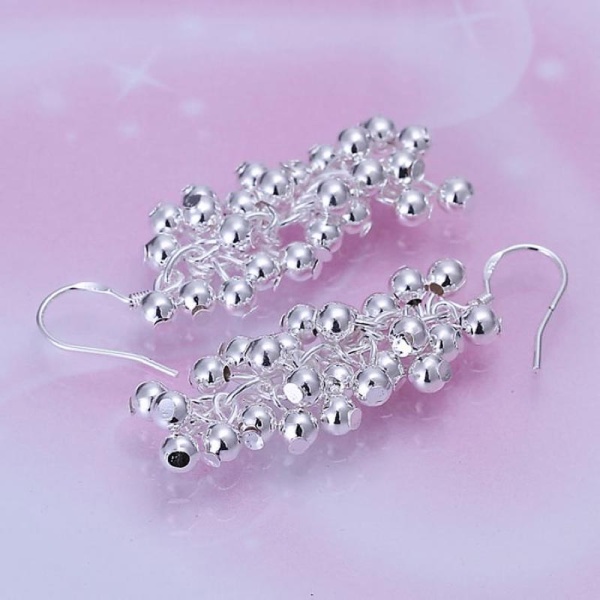 Довгі сережки Кульки посріблені