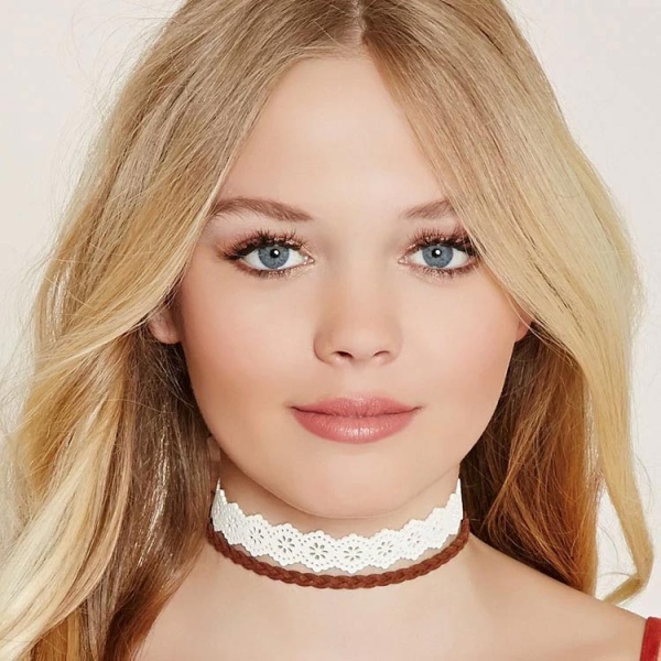 Замшевый чокер Орнамент и косичка