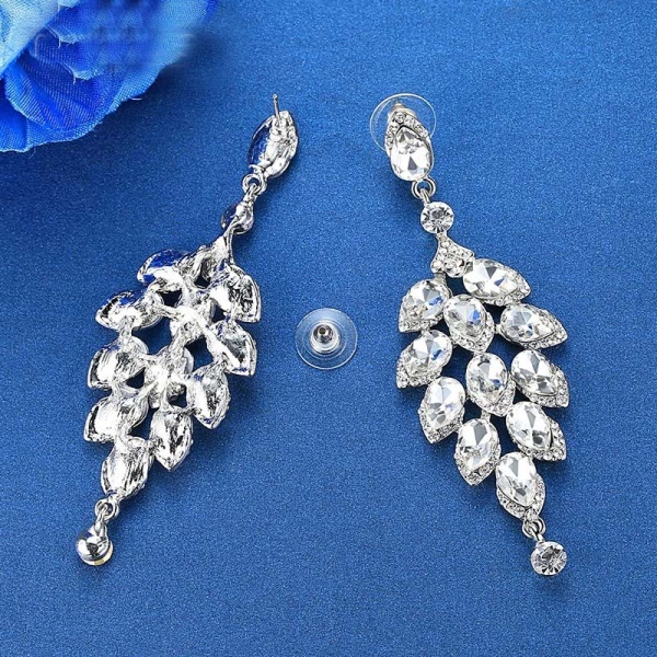 Вечерние серьги Лоза