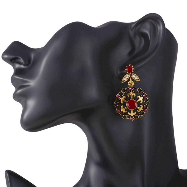 Набір прикрас Osmani чудовий вік: кулон, сережки, кільце