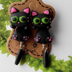 Сережки гвоздики Чорна кішечка