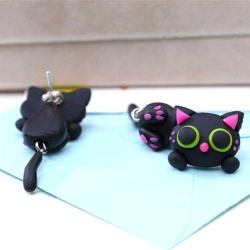 Сережки гвоздики Чорна кішечка