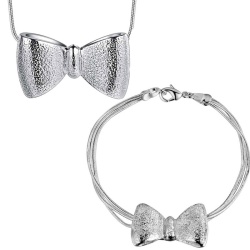 Набор украшений: кулон на цепочке и браслет Бант посеребренный