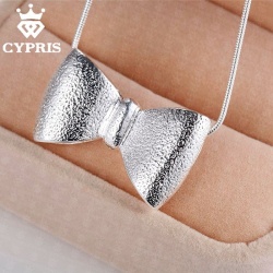 Набор украшений: кулон на цепочке и браслет Бант посеребренный