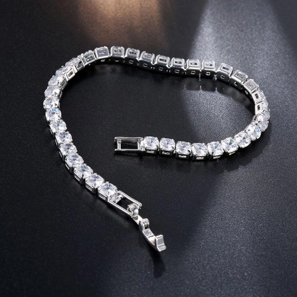 Браслет із кристалами циркону