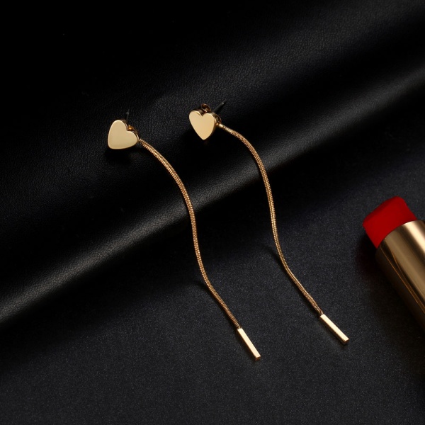 Длинные серьги Сердечко золотистого цвета