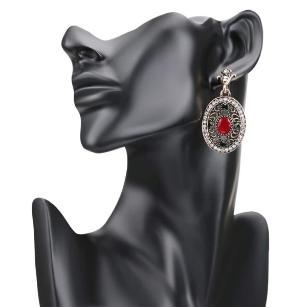 Набір прикрас Джайлан: кулон та сережки