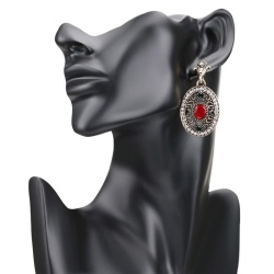 Набір прикрас Джайлан: кулон та сережки