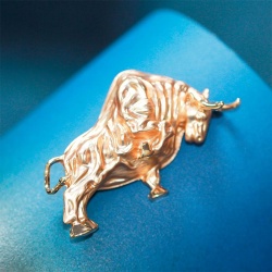 Брошка сильний іспанський бик lan-2732