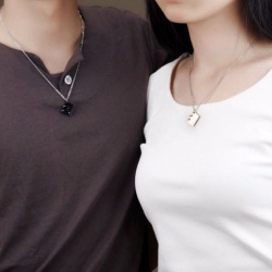 Парный кулон для влюбленный из стали Книга