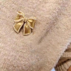Брошь бант