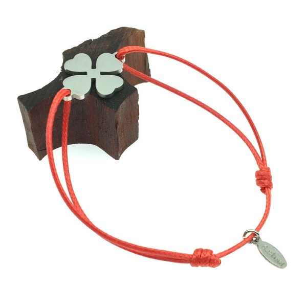 Браслет красная нить с подвеской Клевер lan-2939