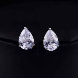 Серьги клипсы Капелька с кристалом циркона