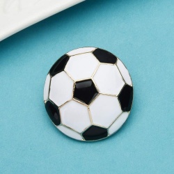 Брошка футбольний м'яч