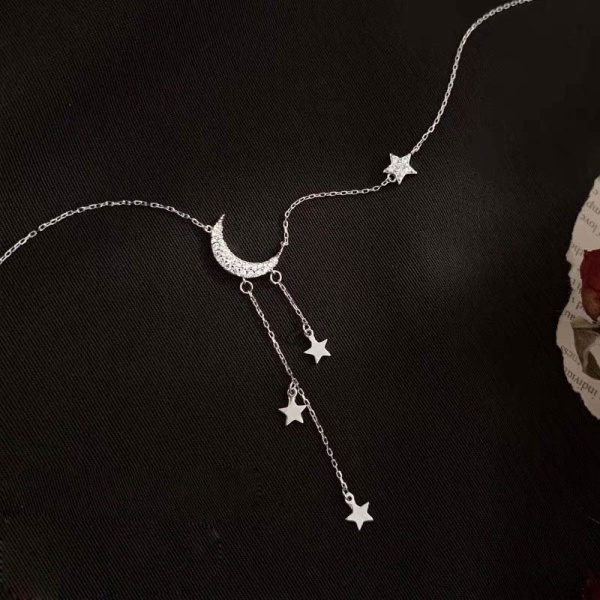 Цепочка на шею полумесяц и звезды
